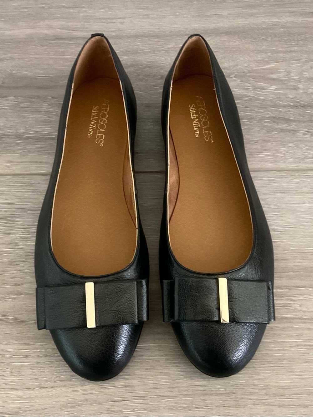 AEROSOLES Black Leather Conversation Ballet Flats Size 9.5 NEW